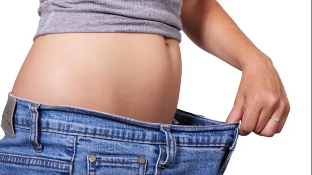 Singurele trei alimente pe care să NU le mănânci dacă vrei să slăbești repede 