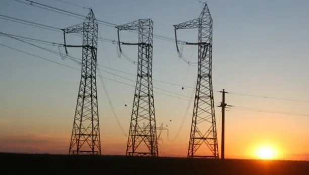 10 000 de oameni din Vaslui au rămas fără curent electric