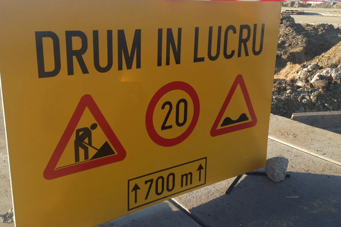România, ţara şoselelor şi autostrăzilor inaugurate, dar încă în lucru