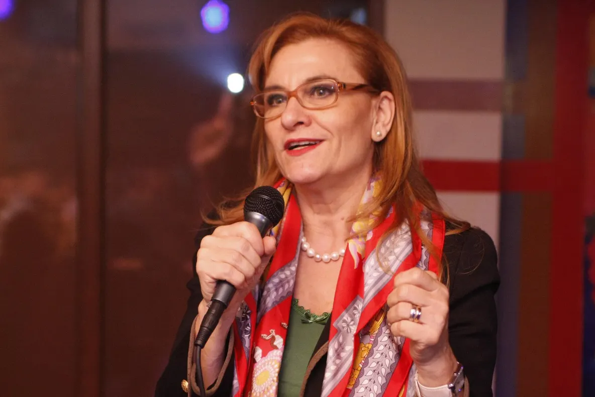 Maria Grapini loveşte din nou: "Din Vaslui până la Timişoara..."