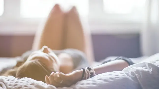 Scandal SEXUAL în PNL: Poze sexy cu o membră de partid, în lenjerie intimă