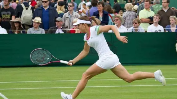 Simona Halep s-a calificat în turul 3 la Wimbledon. Va întâlni o jucătoare dificilă