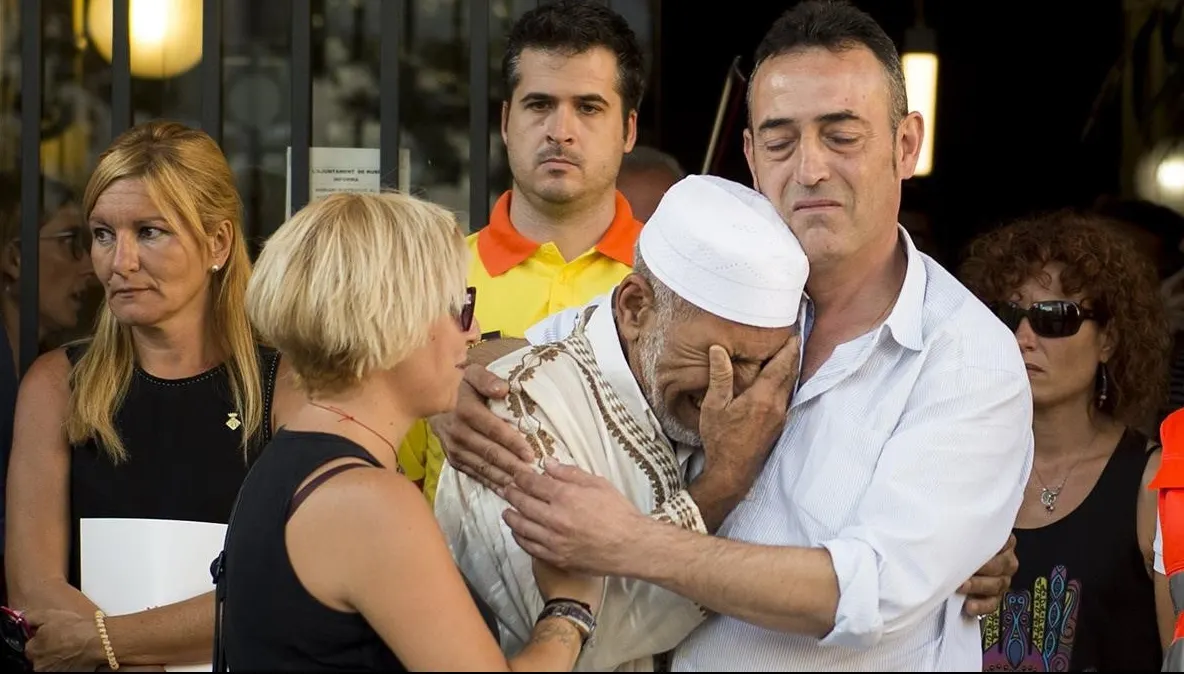 GEST IMPRESIONANT al tatălui care şi-a pierdut copilul de 3 ani în atacul terorist de la Barcelona