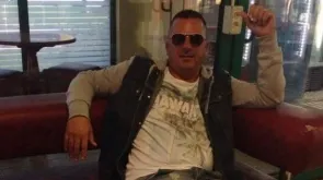 Politicianul bătăuș de la ALDE a "încasat-o" rău după ce a lovit un tânăr cu piciorul