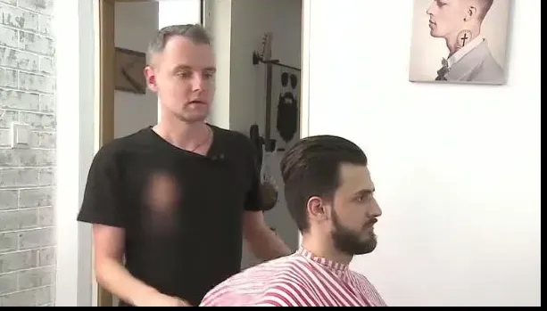 Gest emoționant făcut de trei frizeri: Iată ce cadouri vor primi sute de copii săraci