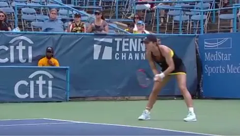 De ce s-a retras Halep de la Washington