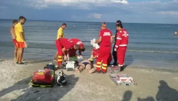 Intervenţie de urgență la Eforie Nord, după ce o persoană s-a înecat
