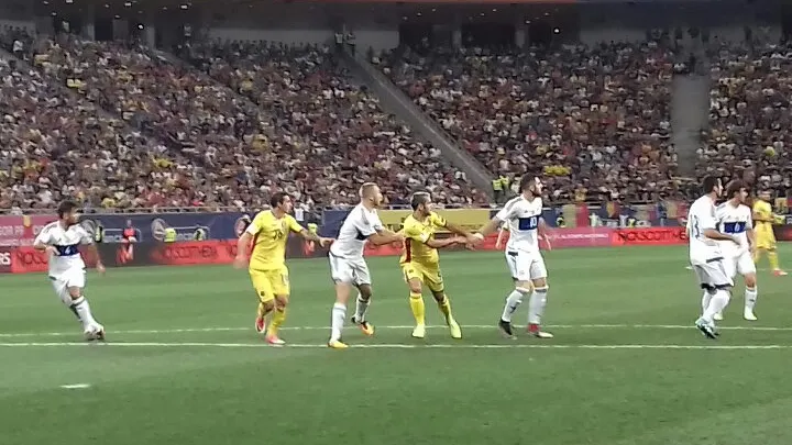 ROMÂNIA - ARMENIA: 1-0, gol înscris în minutul 91. Suporterii au strigat demisia selecționerului 