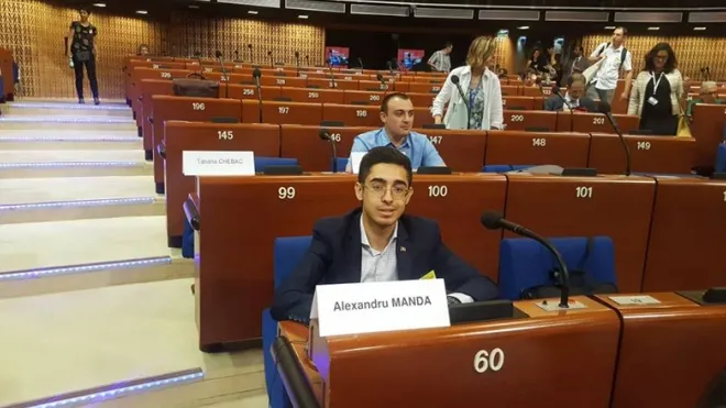 Zeci de primării date în judecată de elevi: "Somăm public primarii să dovedească un minim respect"