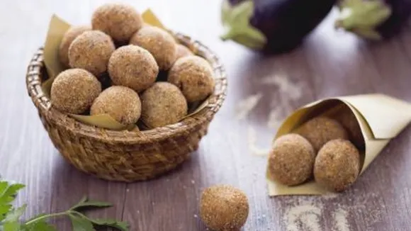 Chifteluțe de vinete delicioase! Rețeta care înlocuiește chiftelele de carne