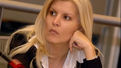 Curtea de Apel cere DNA să spună dacă dosarul Elenei Udrea rămâne în instanță sau va fi restituit