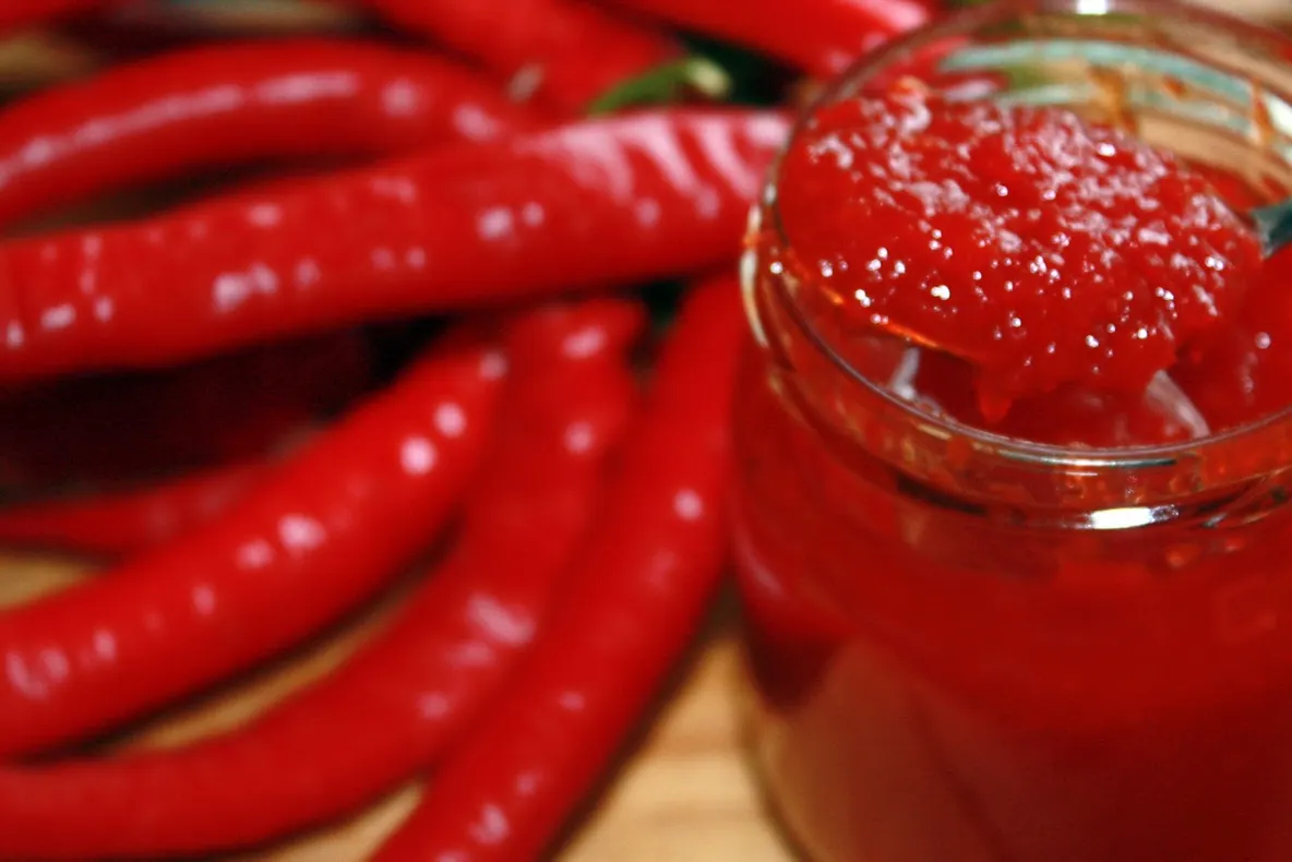 O reţetă inedită: dulceaţă de ardei iute. Trebuie neapărat să o încerci!