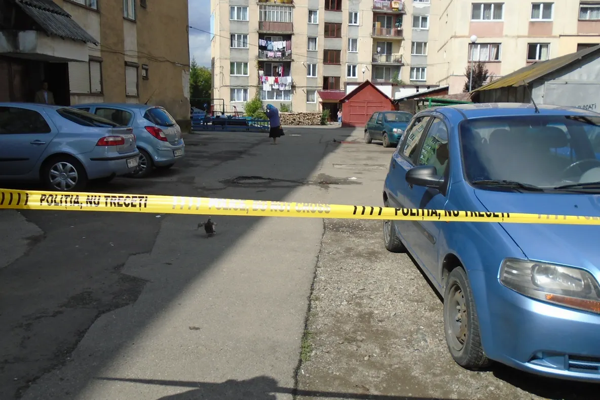 Mama a trei copii, ucisă de soțul violent de care voia să divorțeze. Mărturia părinților femeii