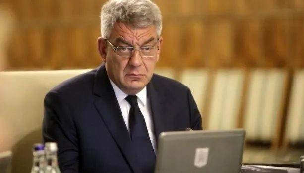 Mesajul premierului Mihai Tudose în prima zi de şcoală
