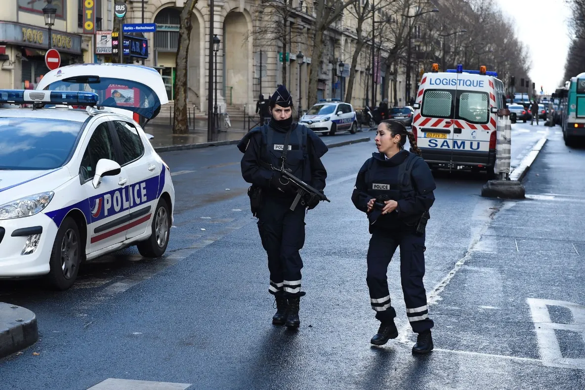 Poliția franceză se așteaptă la încercări ale jihadiștilor de a provoca deraierea unor trenuri