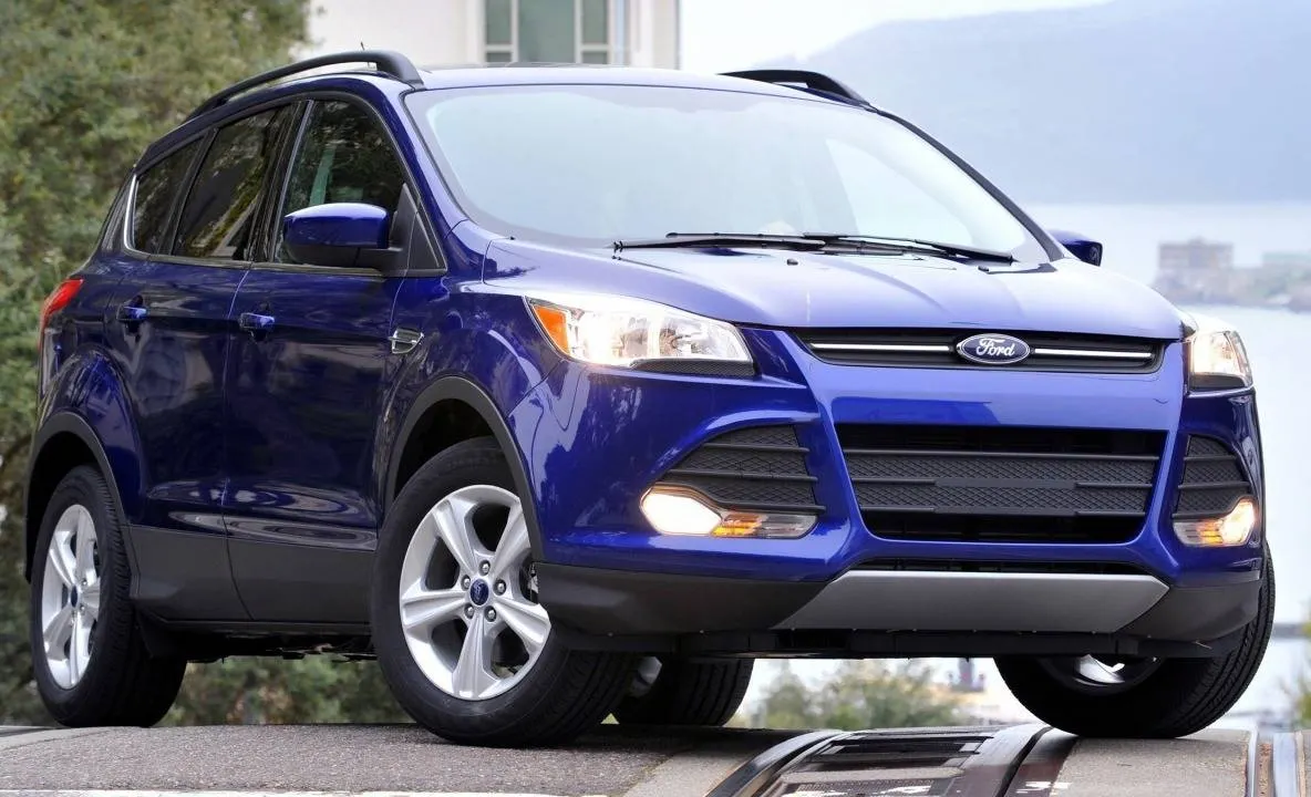 Schimbare de strategie la Ford: se va concentra pe SUV-uri și pe mașinile electrice și hibrid