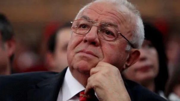 Alexandru Arșinel a chemat salvarea, dar n-a vrut să meargă la spital