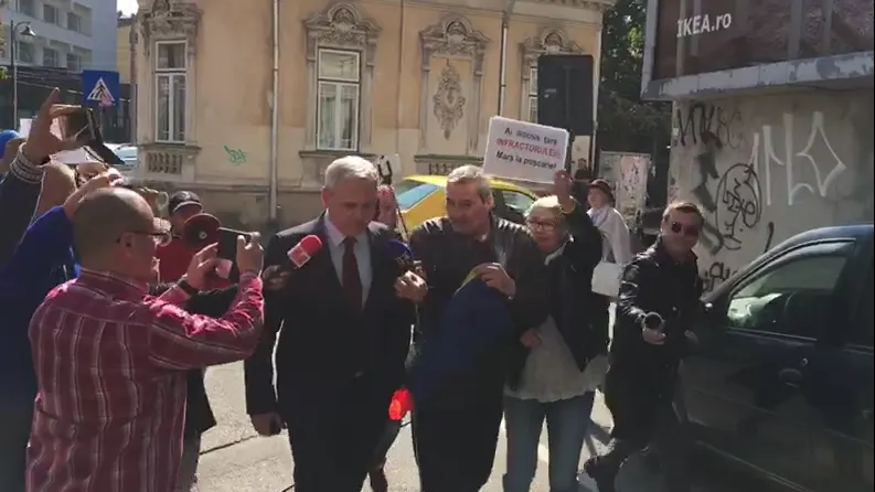 Ziua ZERO pentru șefii Parlamentului în INSTANȚĂ. Tăriceanu, despre acuzații: Niște speculații