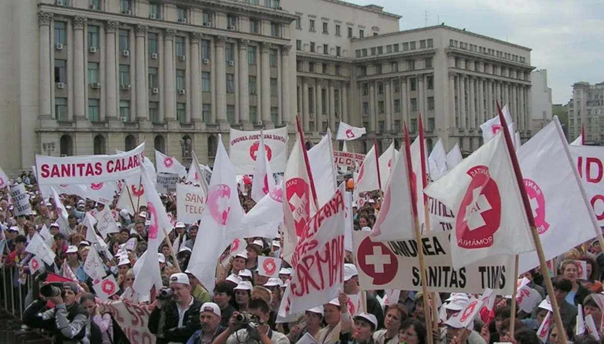Cadrele medicale dau în judecată Ministerul Sănătăţii. Protestele continuă