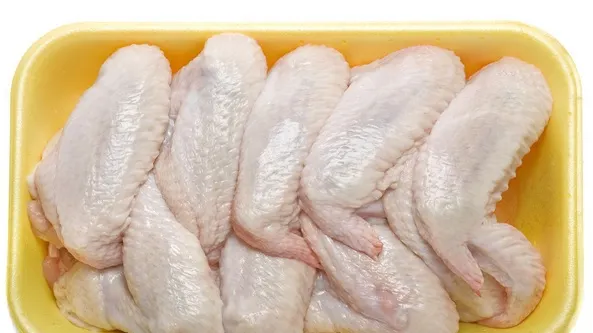 Cum ştii dacă este proaspătă carnea de pui din supermarket