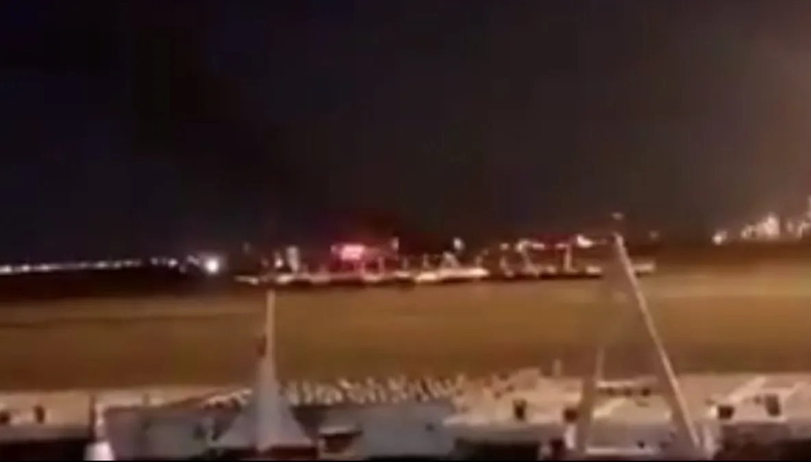 Aeroportul din capitala Arabiei Saudite, atacat cu o rachetă lansată din Yemen