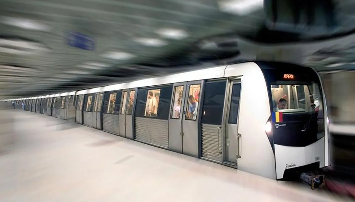 O tânără de 25 de ani a murit, după ce a fost împinsă pe şine, la metrou, în staţia Dristor