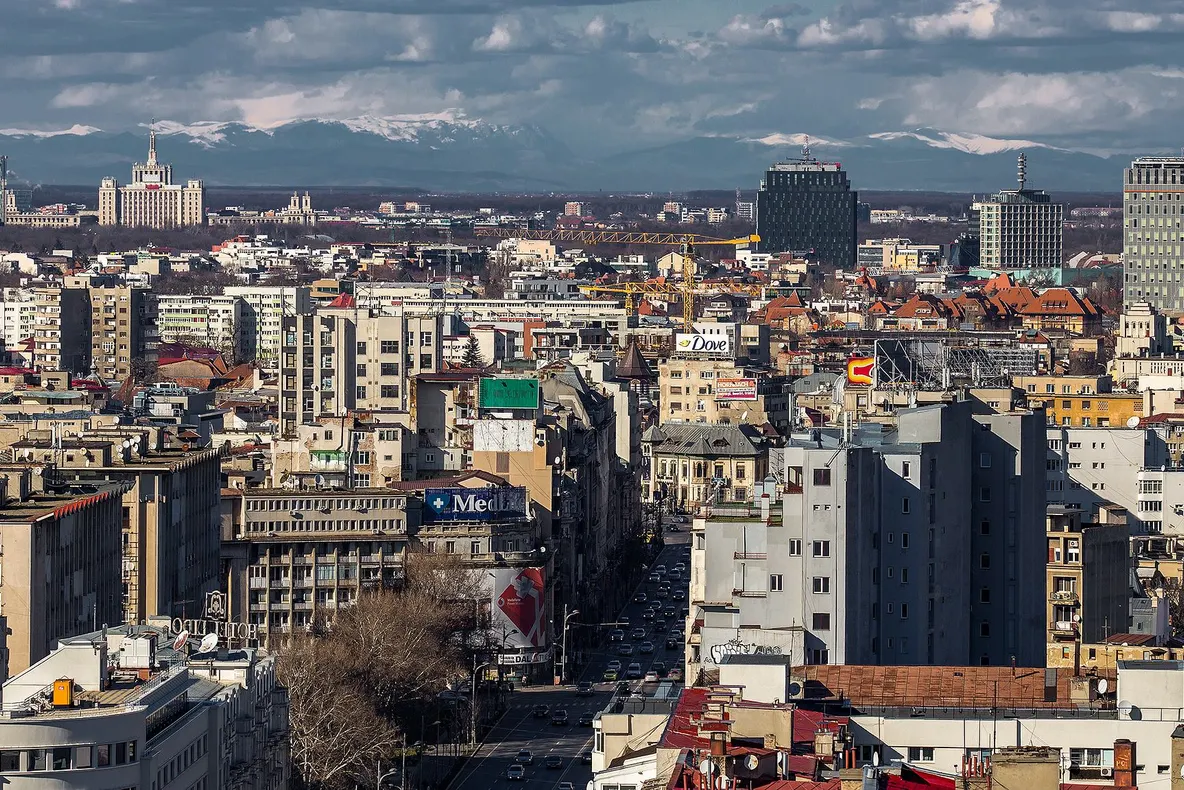 Fenomen atmosferic rar în Bucureşti: E o situaţie specială!