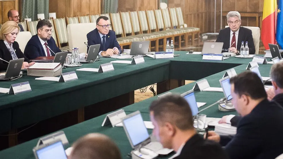 ”Bulversarea fiscală” a fost adoptată de Guvern, în ciuda protestelor sindicatelor și patronatelor