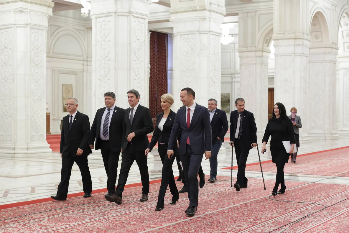 Și liberalii au convocat o ședință, prima din acest an