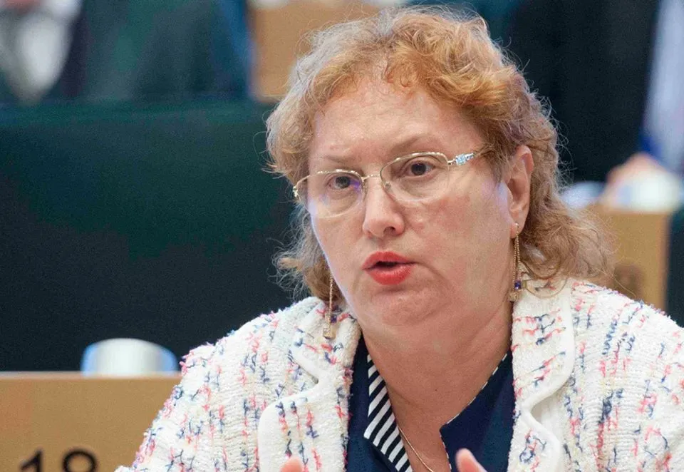 Avocatul Poporului, recomandări către Ministerul Sănătății pentru "situaţia precară" din cabinetele stomatologice