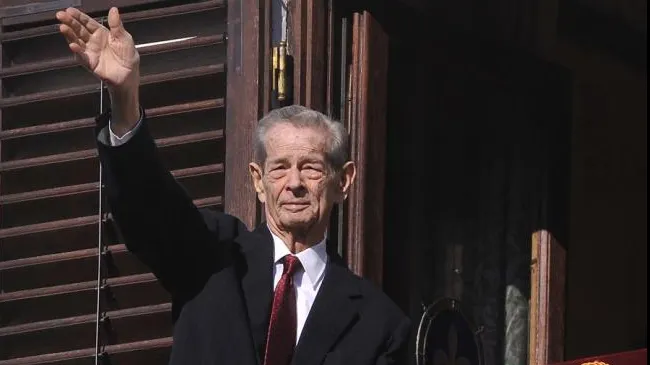 Casa Regală: Regele Mihai, într-o stare îngrijorătoare. A fost din nou împărtăşit