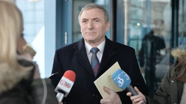 Procurorul general: "Consultarea Comisiei de la Veneţia pe legile justiţiei este obligatorie"