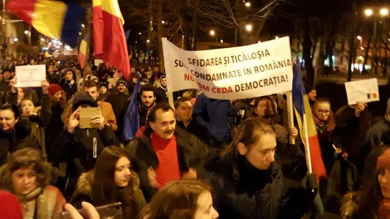 Ancheta disciplinară în cazul procurorilor care au făcut dosarul OUG 13, oprită