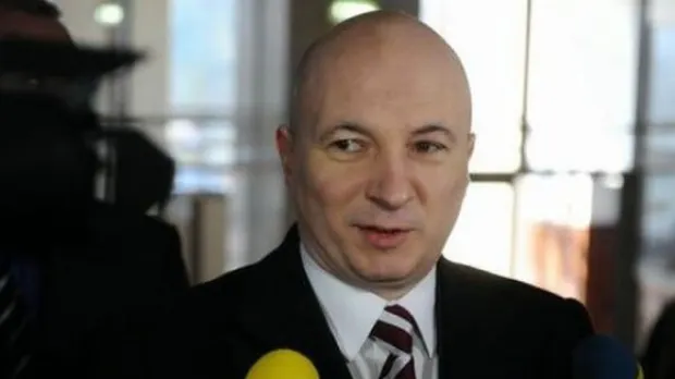 Codrin Ştefănescu: Toţi trebuie să îşi dea demisia
