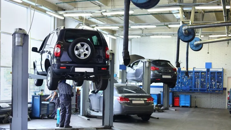 Panică în service-uri: inspectorii RAR au închis 200! Ce au găsit acolo?
