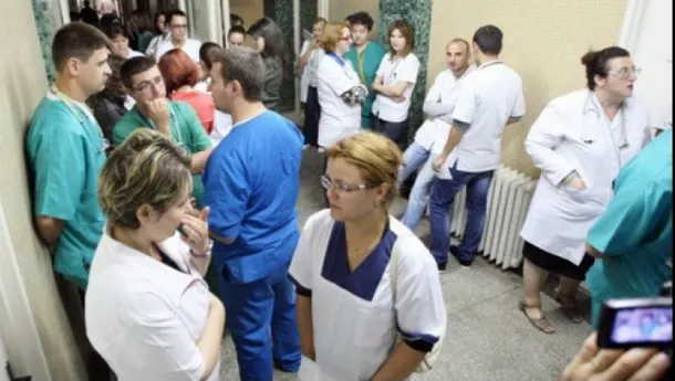 Orașul din România care a rămas fără medici. Edilul e disperat