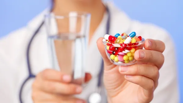 Ce să NU faci niciodată dacă iei paracetamol - efectele pot fi devastatoare!