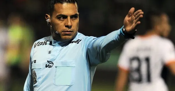 Un arbitru a fost ucis de un jucător după ce i-a arătat cartonașul roșu