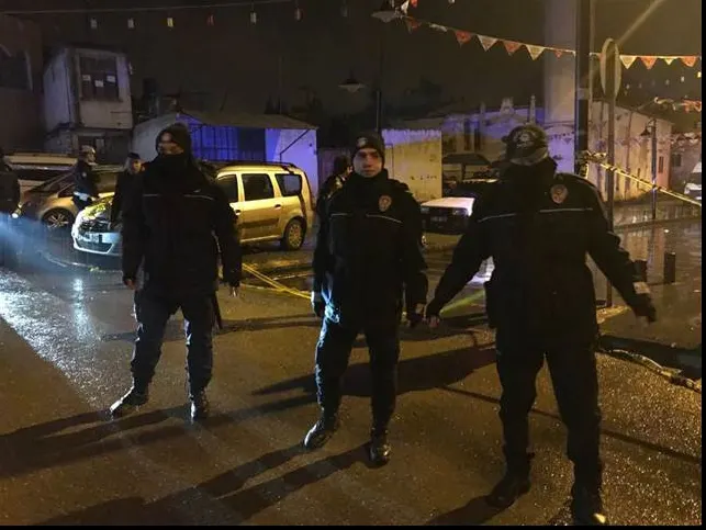 Rachete lansate din Siria au căzut într-un oraş din Turcia: cel puţin două persoane, ucise