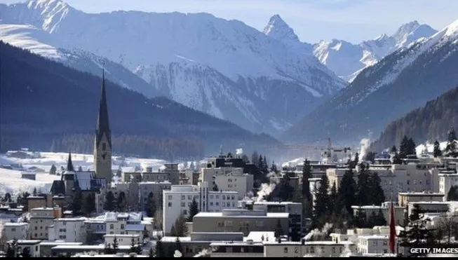 Cei mai puternici lideri din lume se întâlnesc de azi la Davos. Care e agenda discuțiilor