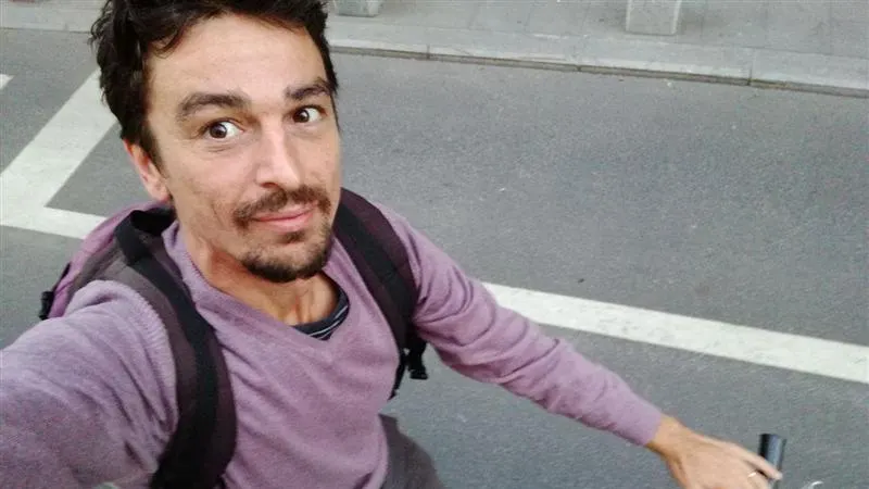 Un deputat a fost lovit de o mașină. "Ce se întâmpla dacă aveam copilul pe scaunul din spate?" 