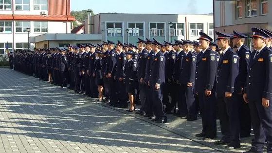 Admitere şcoli de poliţie 2018. MAI scoate la concurs 2.880 de locuri