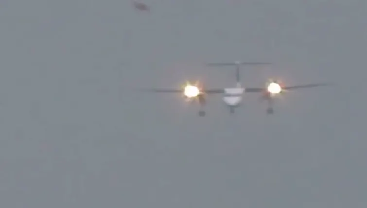 TE IA CU FIORI: cum a reuşit un pilot să aterizeze în plină furtună (VIDEO) 