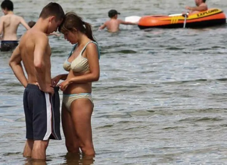 Top 10 cele mai rușinoase poze de pe Facebook
