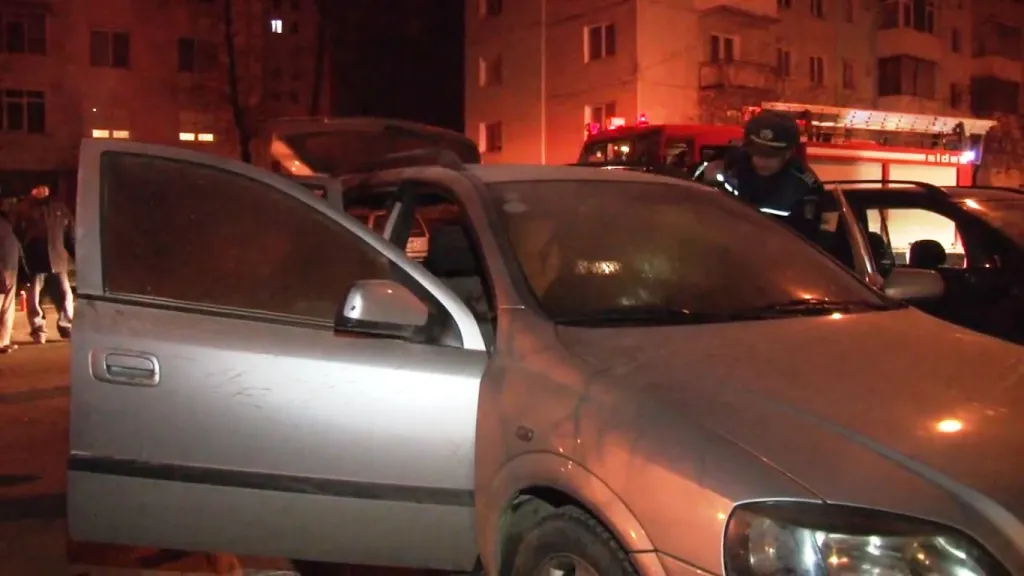 Mașina unui șef de Poliție din Neamț a fost incendiată intenționat