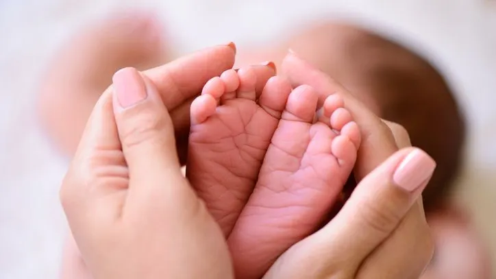 Apelul unei mame revoltate: Vi se pare morală această porcărie fiscală?