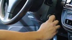 Pericolul la care te expui atunci când pornești aerul condiţionat din mașină