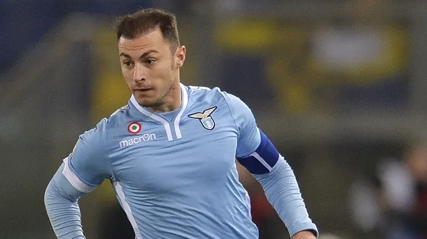 FCSB vs. LAZIO: Ștefan Radu a ajuns la București pentru meciul de pe Arena Națională