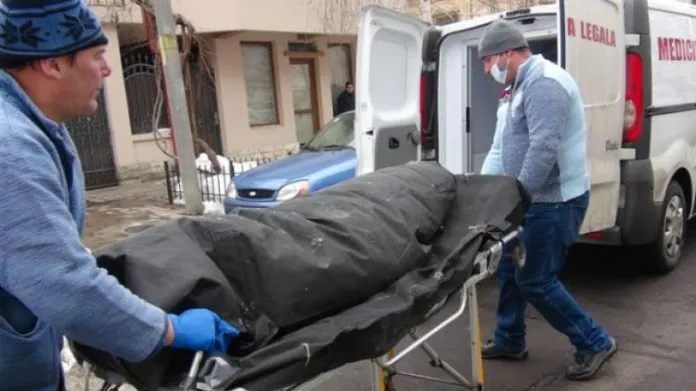 O nouă victimă a viscolului în România! A fost descoperit mort pe câmp după dezgheț