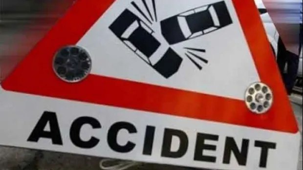 Accidente la indigo, la câteva ore distanță. Încă o mașină s-a răsturnat pe DN 17C și a căzut în râu